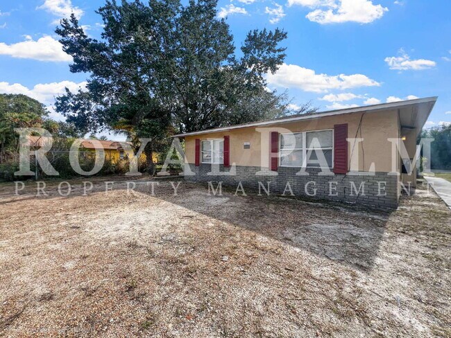 Photo - 1BR/1BA First Street Fort Myers! Freshly Renovated + Actually Affordable = $250 Off the 1st Month!