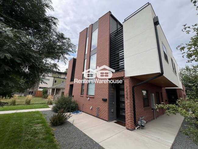 Building Photo - 1338 Perry St Rental