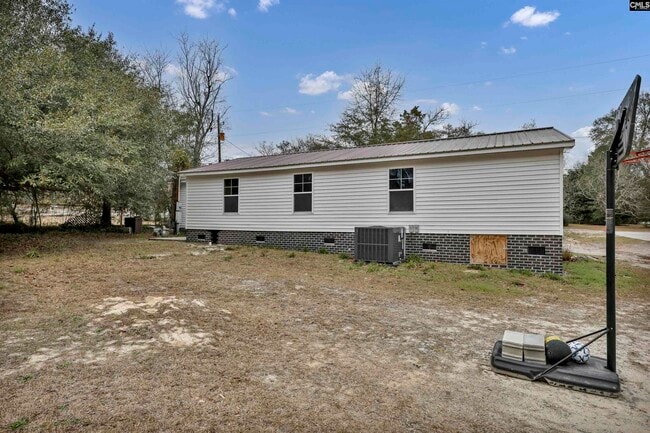 152 Robin Rd