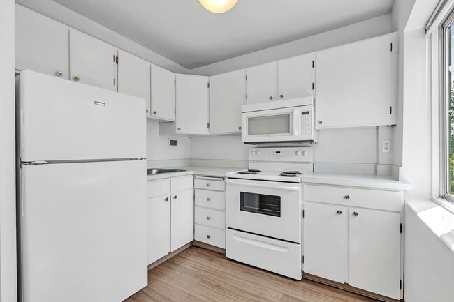 Photo - Uptown Arms & Manor