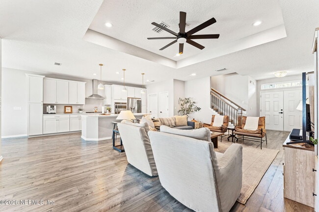 Photo - 611 Watervale Dr