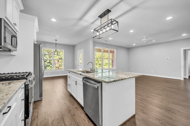1 Hanover Ln
