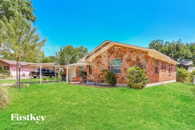 6318 Songwood Dr
