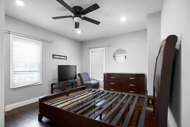 116 Milton Ave Unit 2