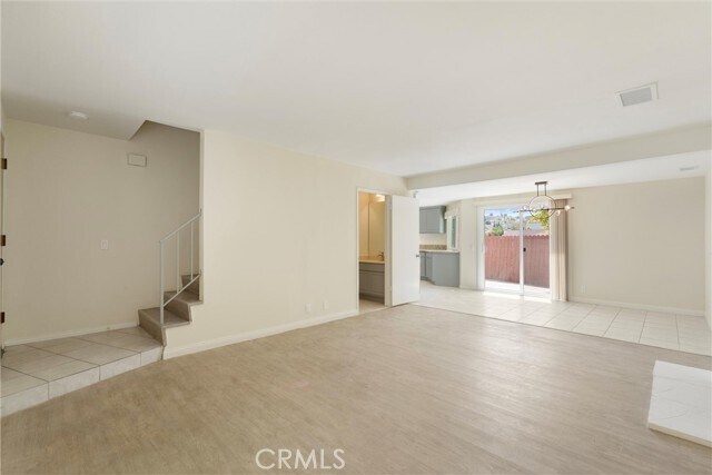 Photo - 520 E Graves Ave