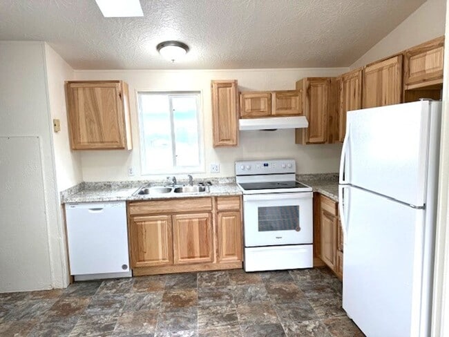 Photo - Cute double wide in Pleasant Valley