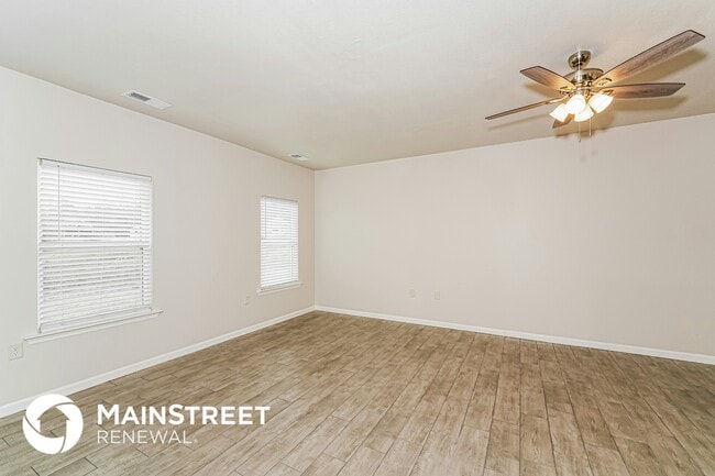 Photo - 360 Clover Cir