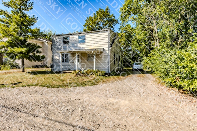 Photo - 822 W Bethel Ave Unit 2