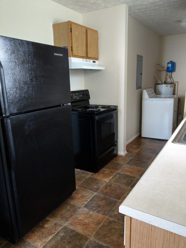 Photo - Move In Ready 3 Bedroom 2 Full Bath Home! ...