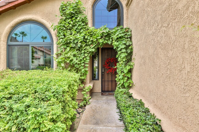 49035 Tango Ct