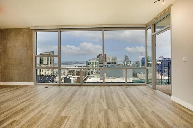 Photo - 321 Tenth Ave Unit 2408