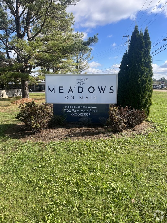 Building Photo - The Meadows on Main Rental