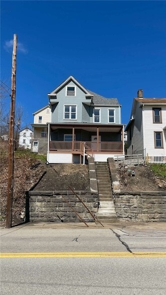 Building Photo - 424 W 7th Ave Unit 2