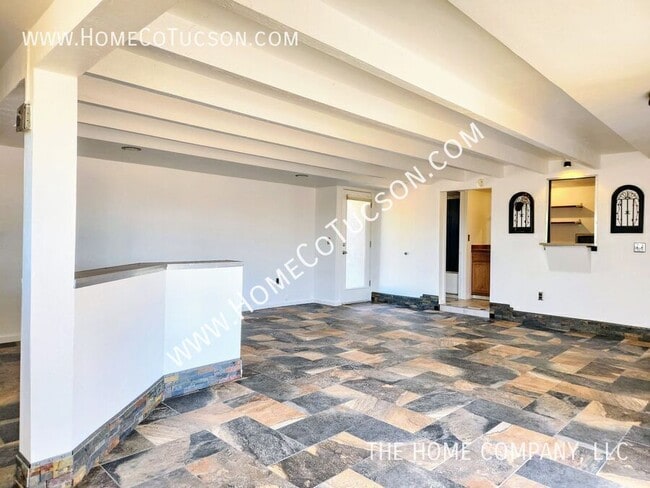 Photo - 7424 N La Cañada Dr