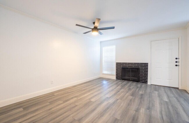 Photo - 14600 Fonmeadow Dr