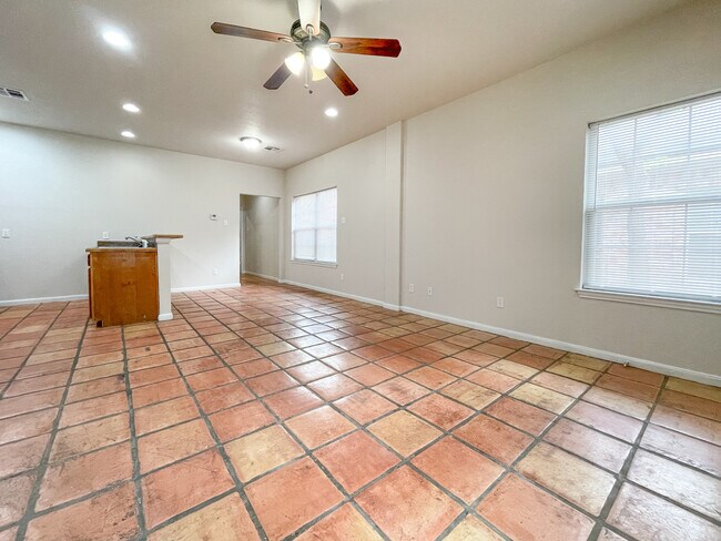 506 3rd St