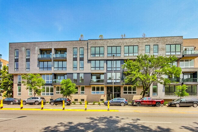 Photo - 3449 N Ashland Ave Condo Unit 206