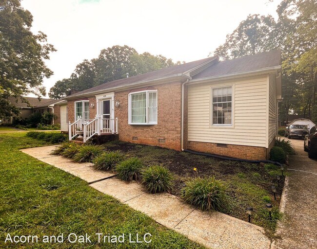 3 br, 2 bath House 4320 Lake Road Rental House Rental in Greensboro, NC