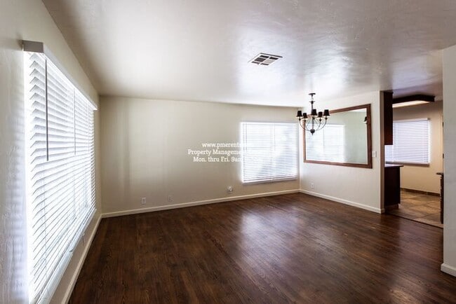 Photo - 2745 Princeton Ave