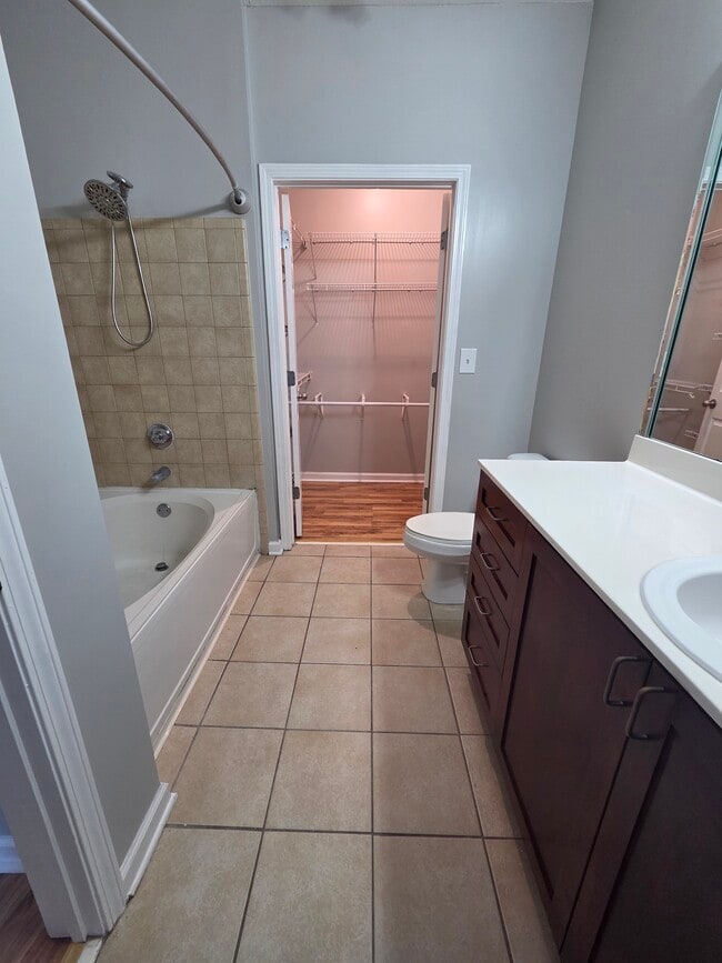 Photo - 400 17th St NW Unit Fully Furnished Top Floor  Available