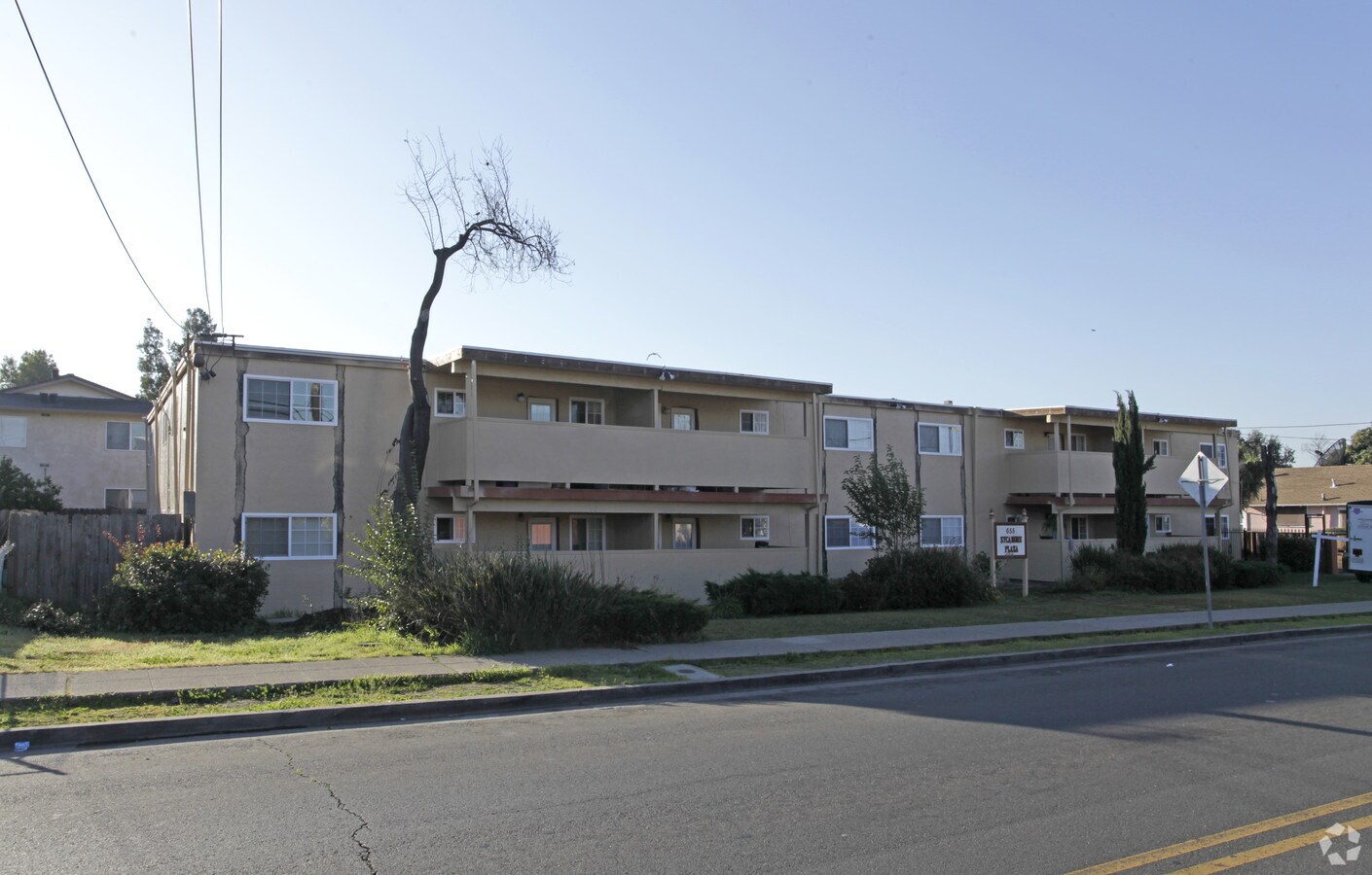 Photo - Sycamore Plaza