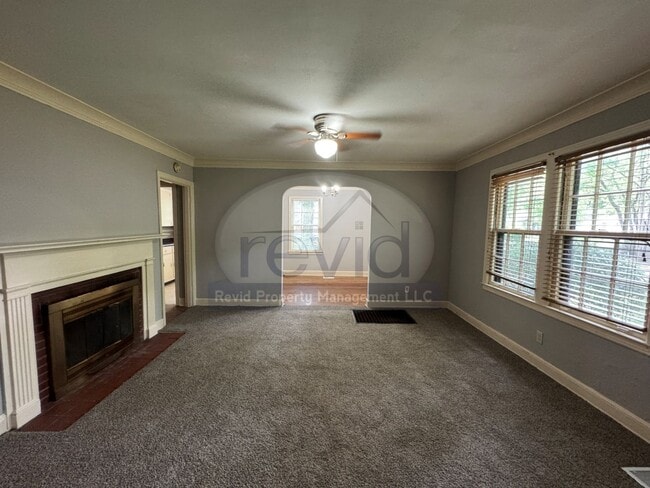 Photo - 705 S Graham St