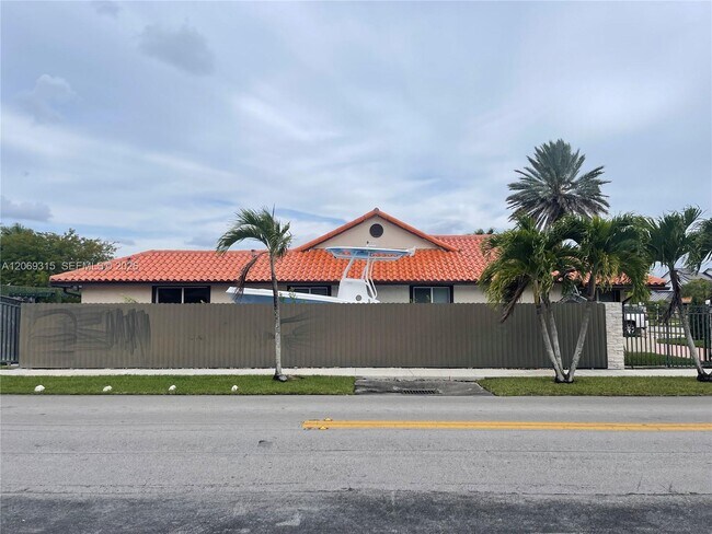 Photo - 6790 SW 105th Ave