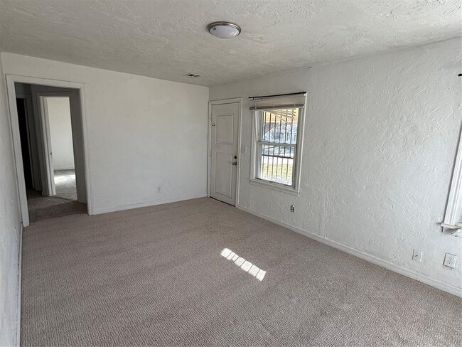 Photo - 4101 SE 11th St