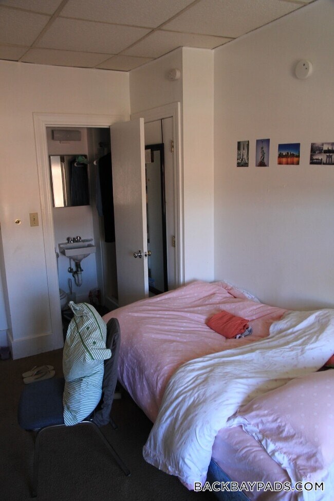 Photo - 405 Beacon St Unit 15