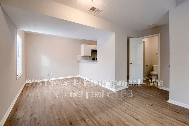 Photo - 6901 Jackson Ave