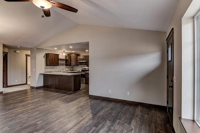 Photo - 6202 201st St