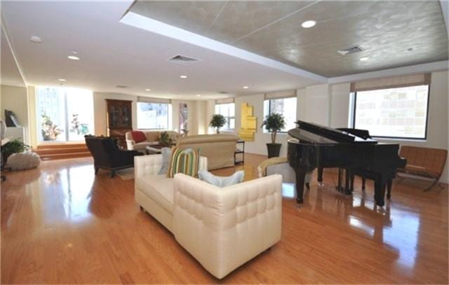 Elegant and timeless, the architecture at Commerce Towers accommodates any decor style.