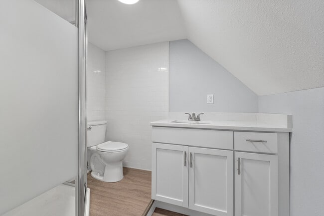 Photo - 221 N Elizabeth St Unit 4