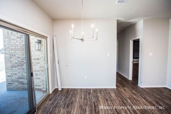 Photo - 5865 Virginia Ave