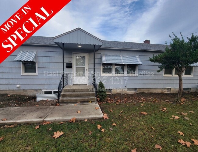 Building Photo - 400/402 Barth Ave Unit 402a