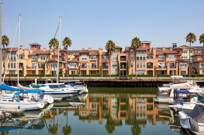 The Villas at Bair Island