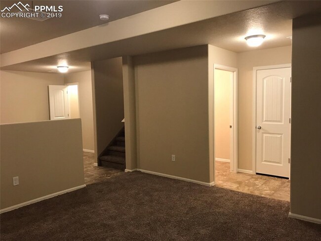 Photo - 7531 Red Creek View