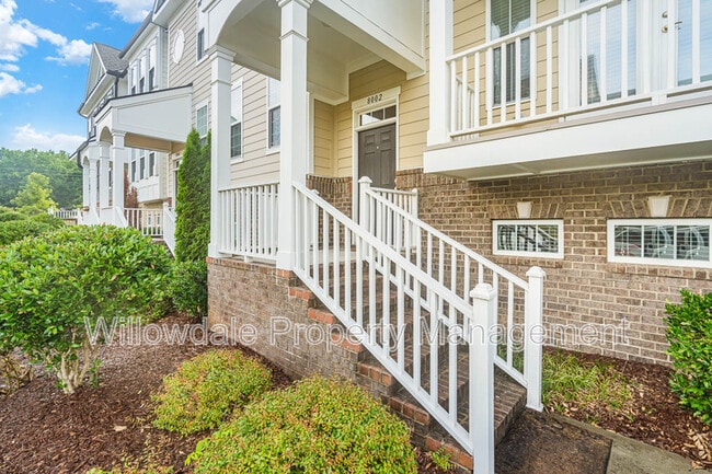 Photo - 8002 Reedybrook Crossing