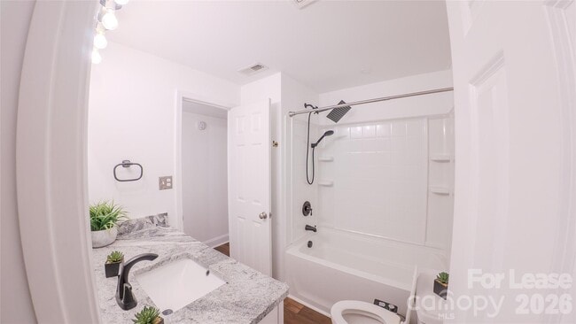 Photo - 100 Willow Run Dr