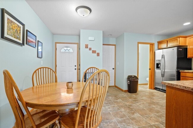 Photo - 140 War Admiral Lane