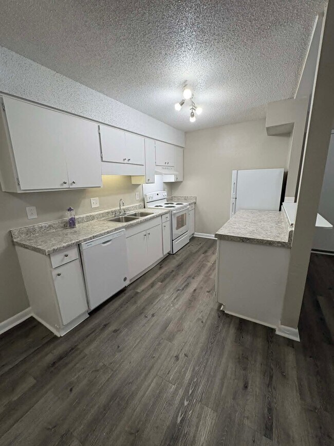 4601 Packard Dr Unit L137