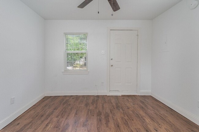 Photo - 2833 Marburg St Unit A