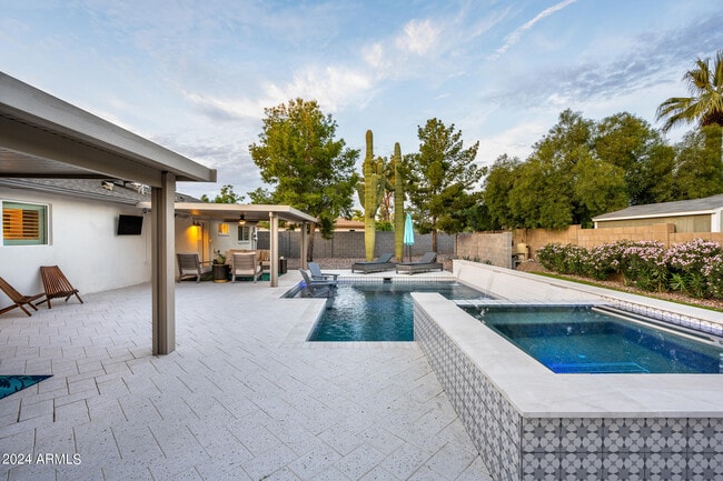 Photo - 4501 N 86th Pl