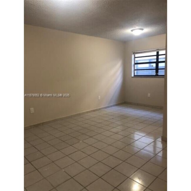 Photo - 5960 W 25th Ct