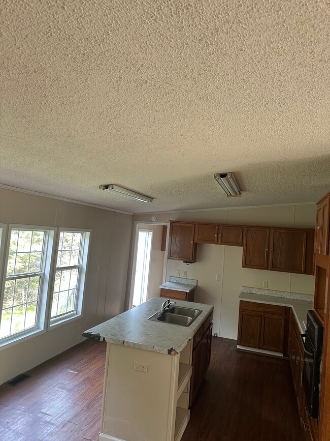 Photo - 13 Retama Dr