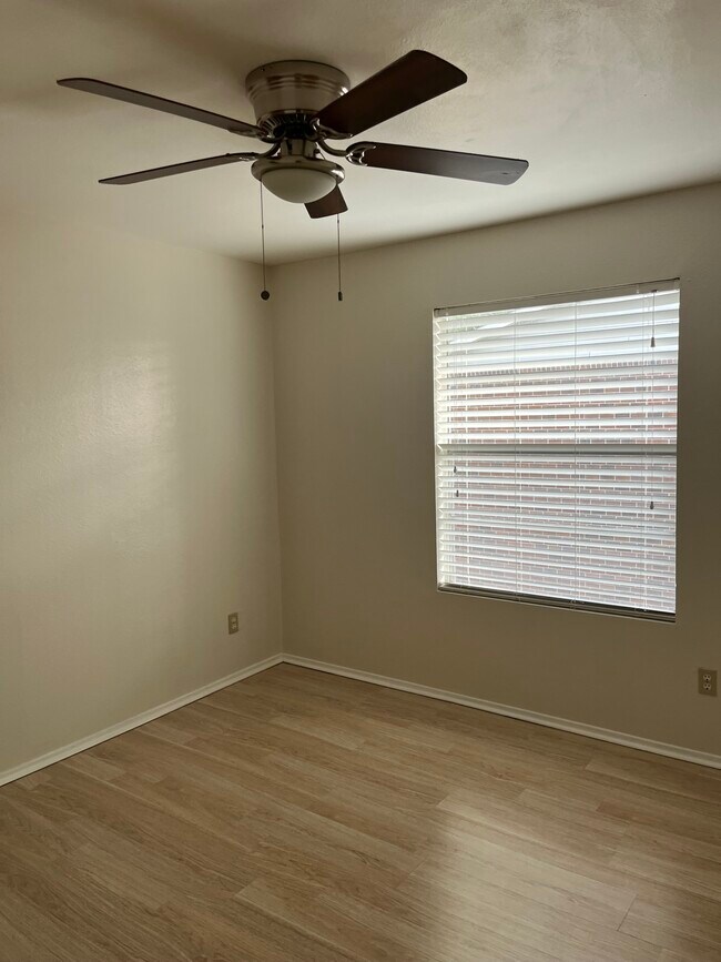 Photo - 1400 Gandy Blvd N Unidad Condo