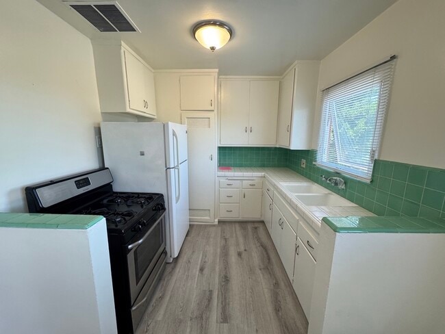 Photo - 1742 S Robertson Blvd Unidad 8