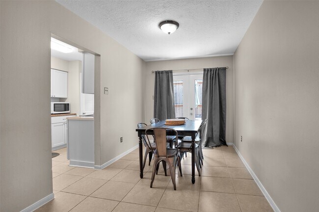 Photo - 4006 Blalock Rd