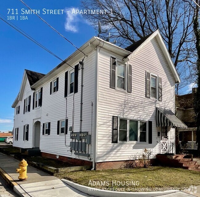 Building Photo - 711 Smith St Unit Apartment 1