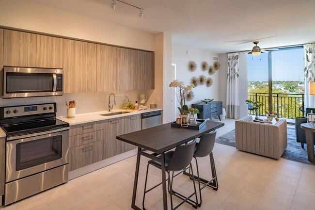 Building Photo - 17945 SW 97th Ave Unit 329